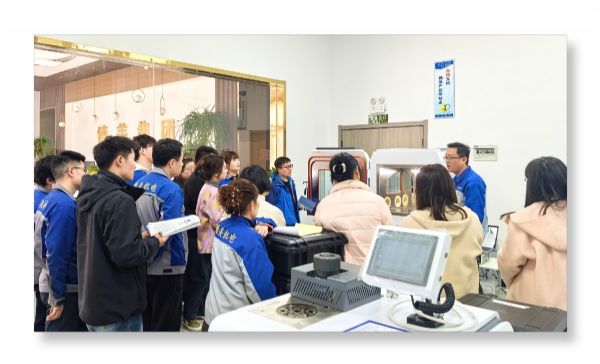 精進(jìn)技能，共筑品質(zhì)——公司開展溫濕度檢定箱、黑體輻射源等產(chǎn)品專題培訓(xùn)